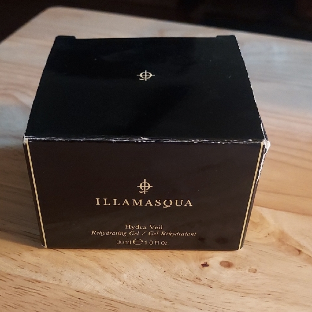 Illamasqua Hydra Veil Hydrating Gel